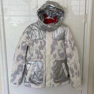 Women’s Burton LAMB Snowboarding Jacket Size Medium Color Silver & Off White